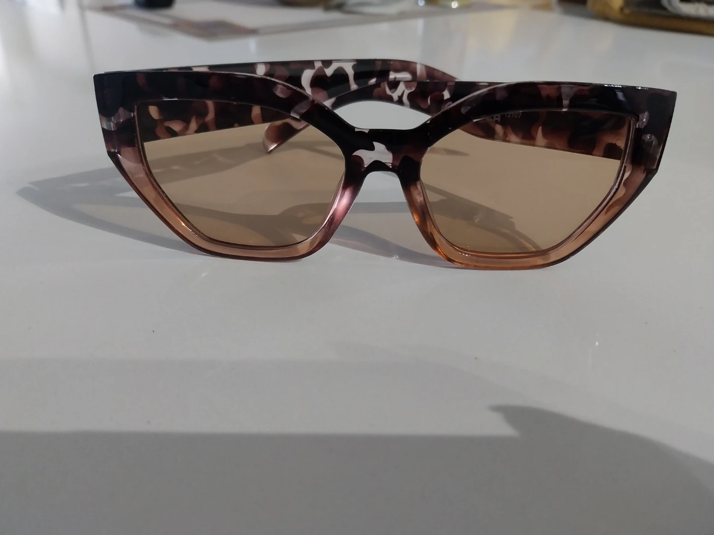 Cat-eye Sunglasses - Leopard Print