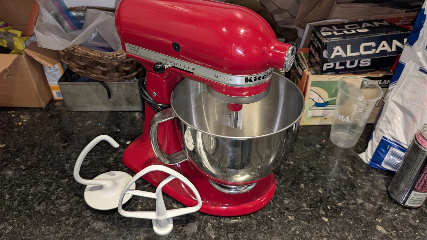 KitchenAid Artisan Stand Mixer - Red - photo 4