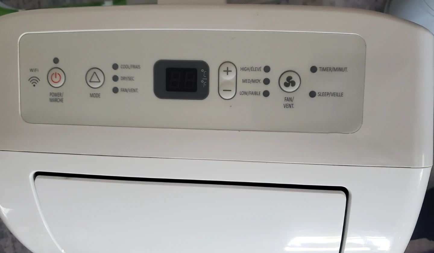 Hisense 3-in-1 8000 BTU Portable Air Conditioner - photo 2