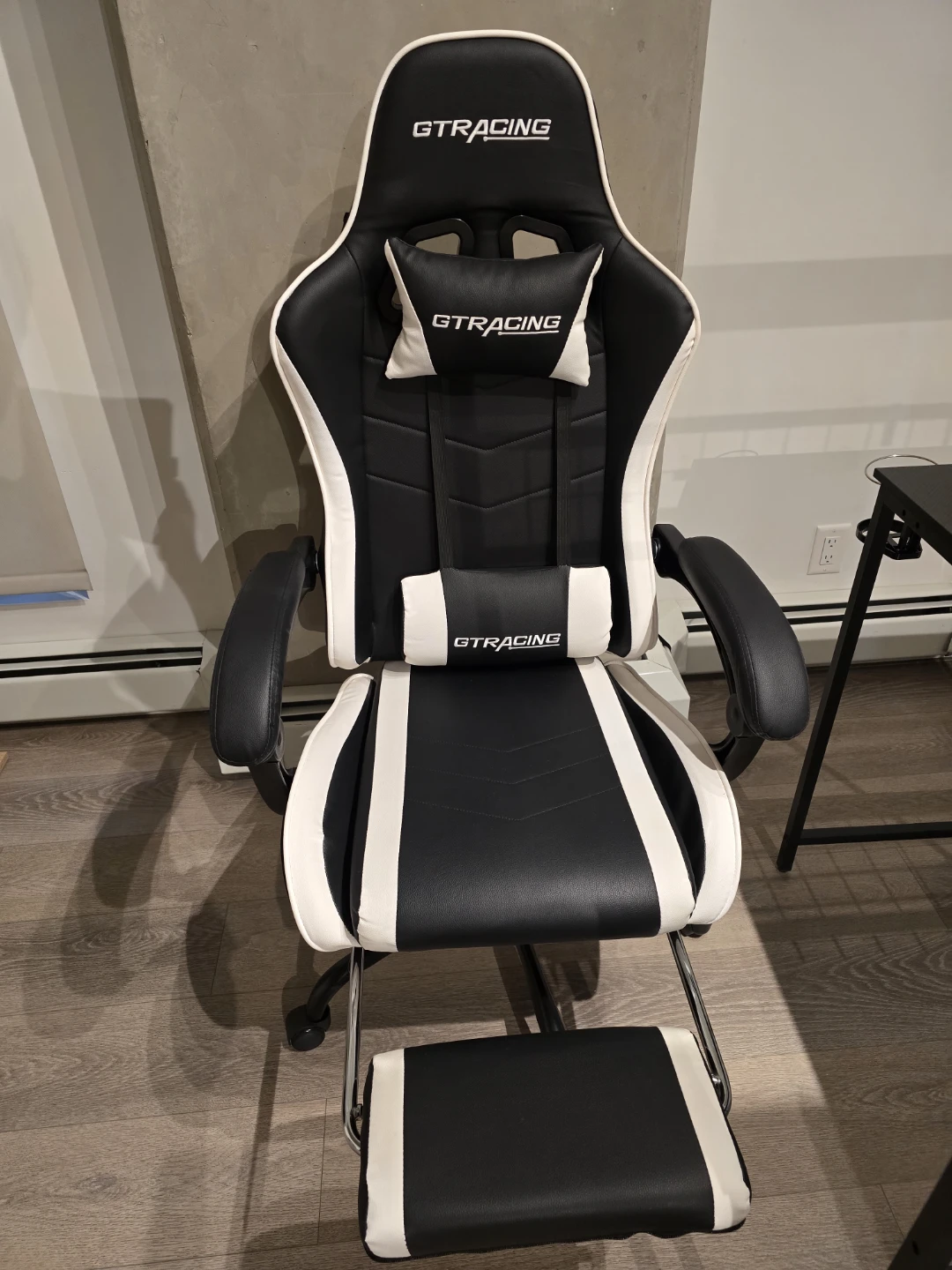 Gaming Chair and L shaped Desk Set - photo 3