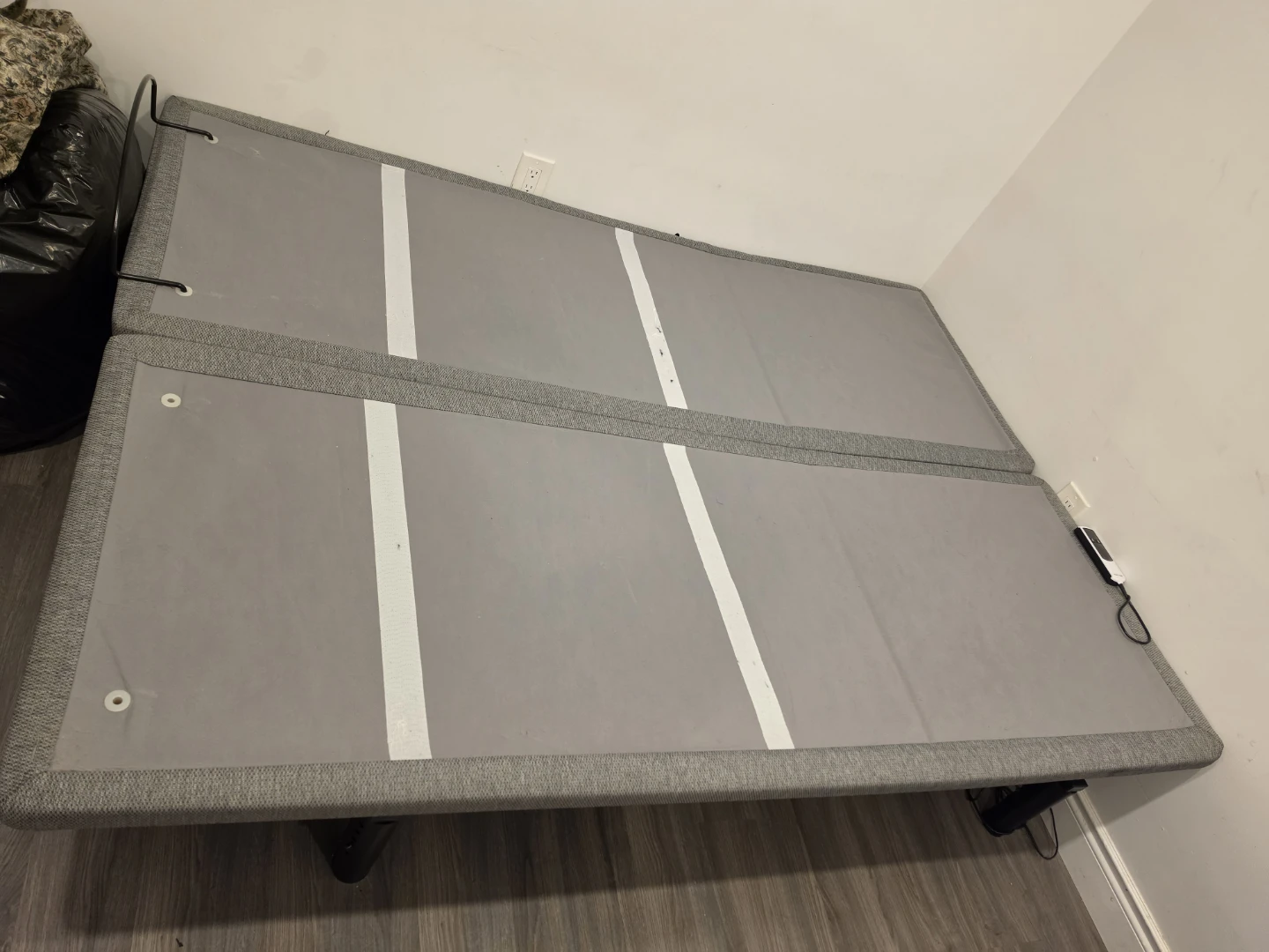 QUEEN size Leggett & Platt Adjustable Bed Base - photo 2