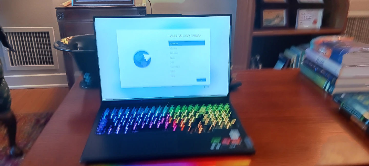 Lenovo Legion Pro 7 Gaming Laptop - photo 5