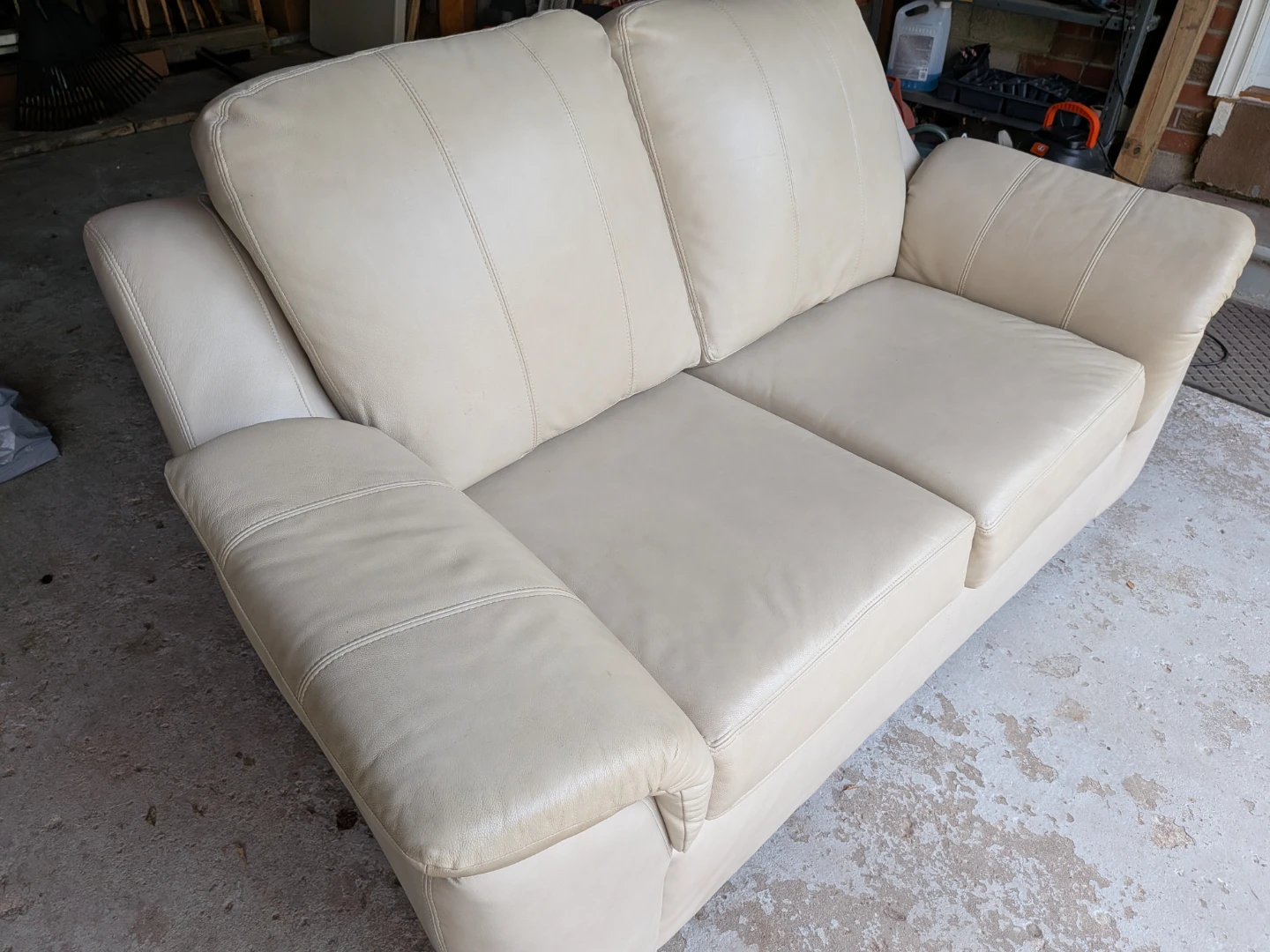 Cream Leather Loveseat - photo 2