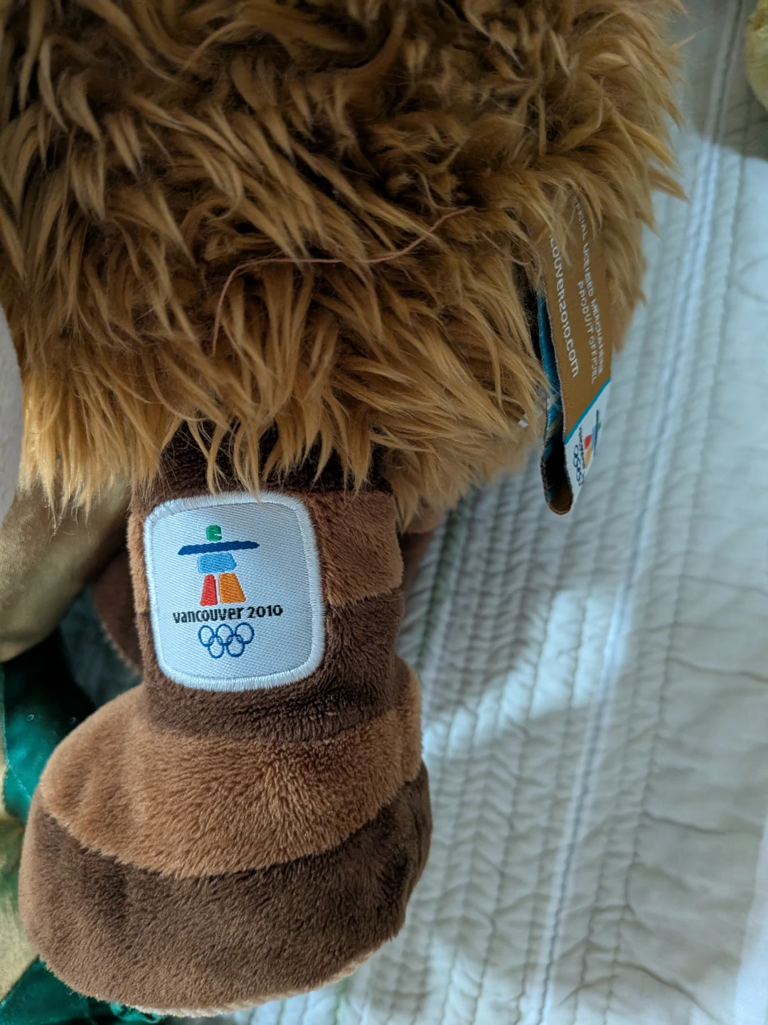 Toy Stuffie Lot (Disney, Quatchi) - photo 3