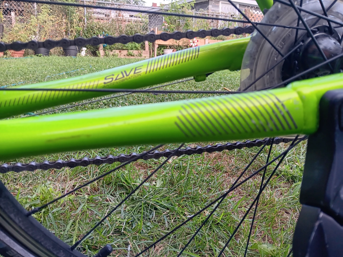 2019 Cannondale Quick 4 Acid Green hybrid bike. - photo 2