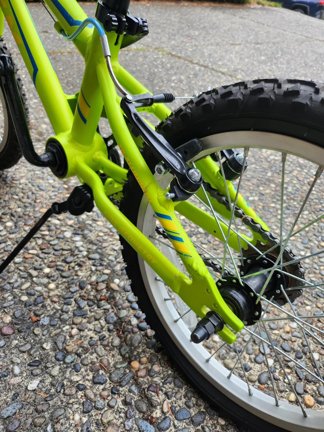CCM Flow 16-inch Kids Bicycle - photo 5