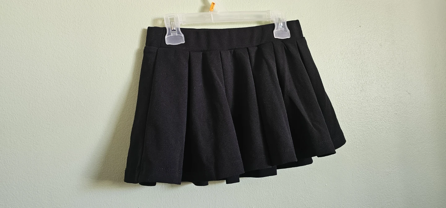 NWOT Refuge Black Pleated Tennis Skirt - Size XS
