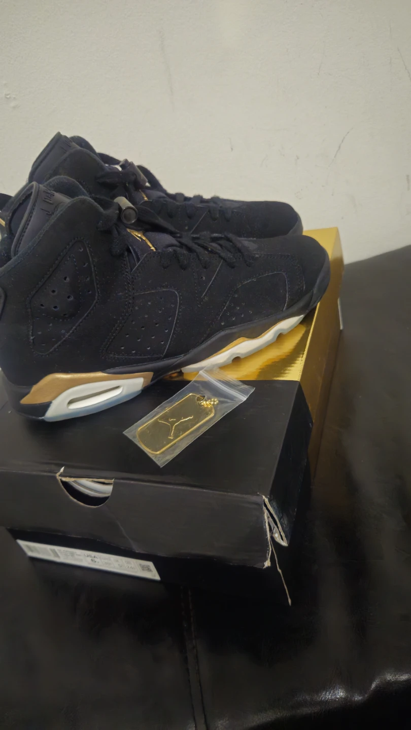 Air Jordan 6 Retro DMP (GS) Size 6Y - photo 2