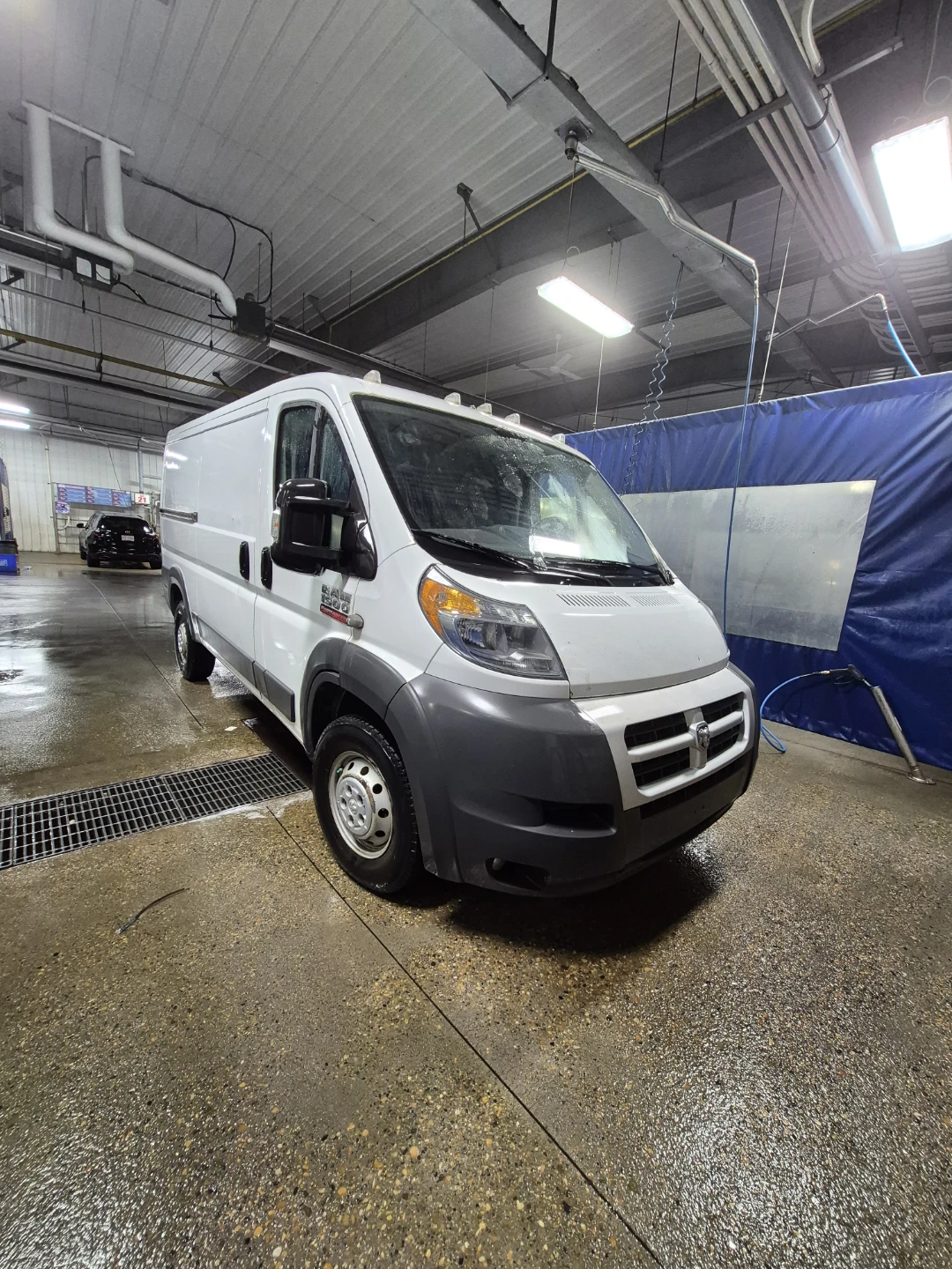 RAM ProMaster 1500 Cargo Van - photo 4