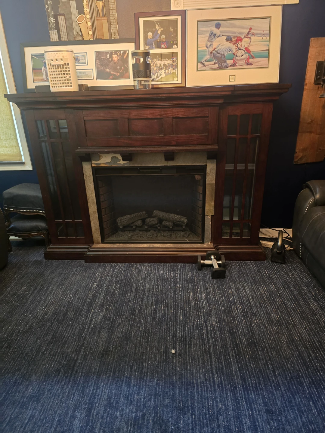 Living room, sofa, love, seat and fireplace. - photo 3