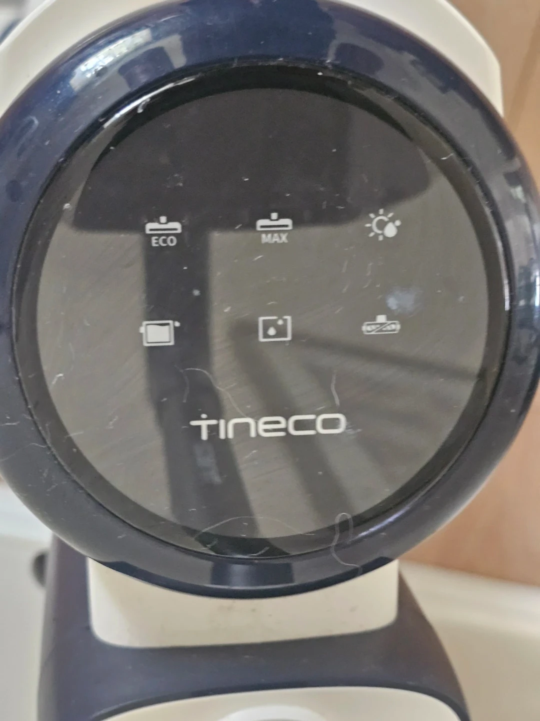 Tineco Wet Dry Carpet Cleaner - photo 3