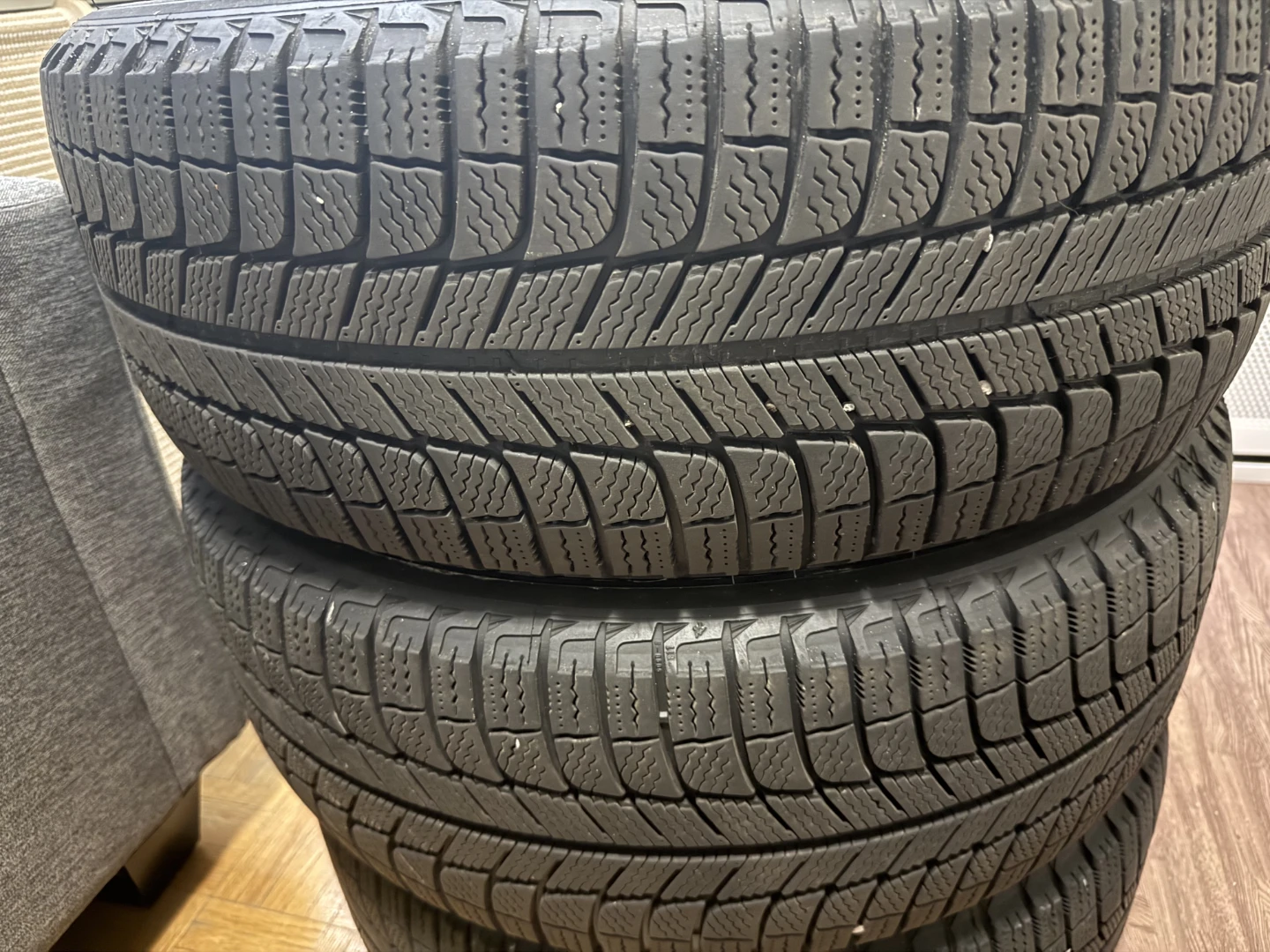 Four Michelin X-Ice Studless Tires 225/55 R18 - photo 3