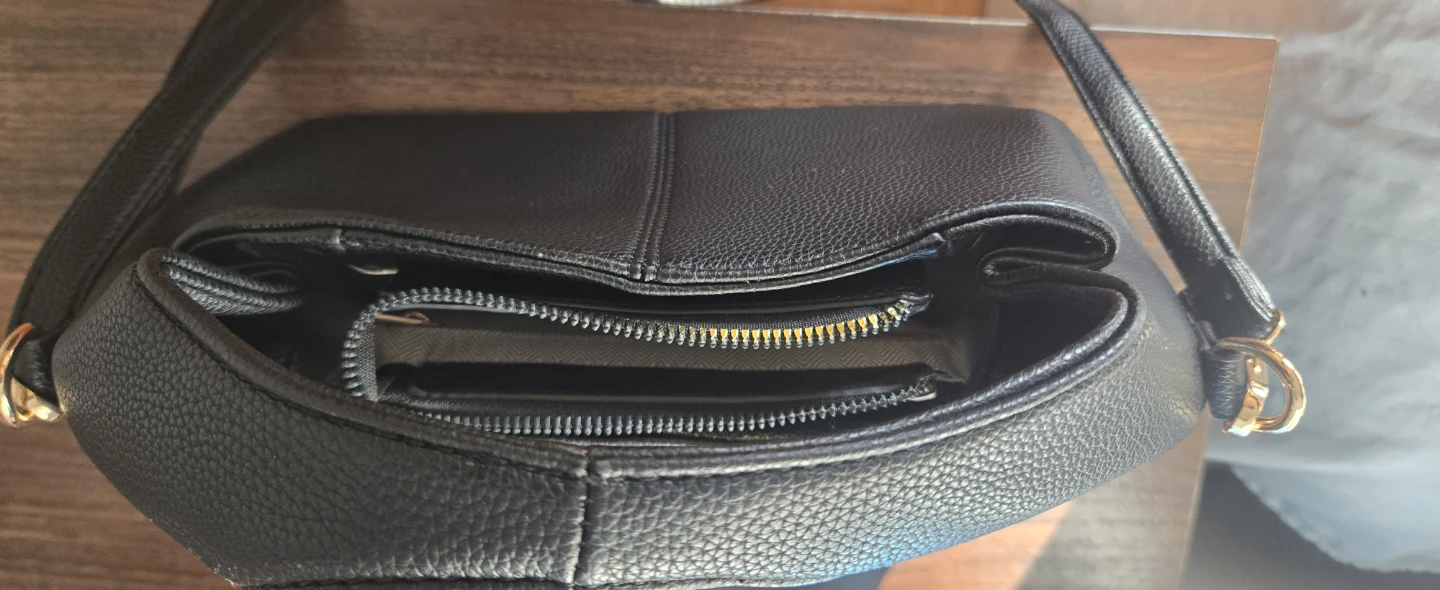 Black pebble-textured crossbody bag - photo 3