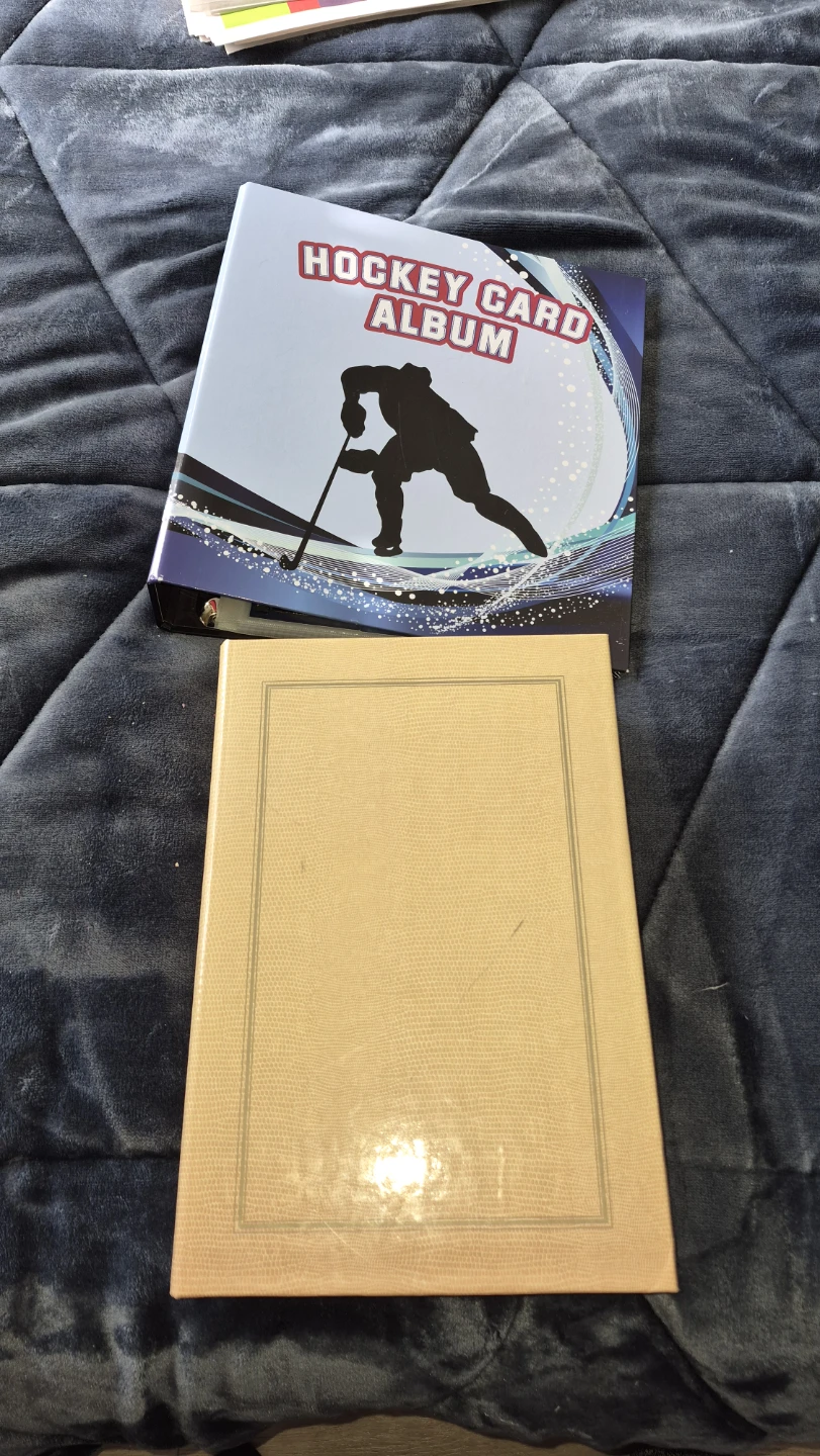 Vintage Hockey Card Collection in Album - photo 4