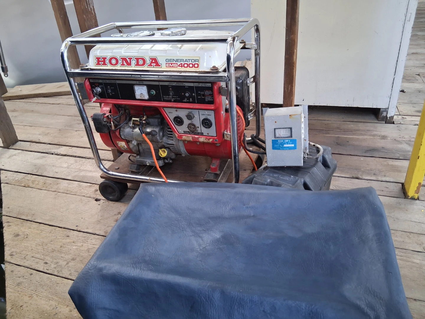 Honda EMS4000 Generator