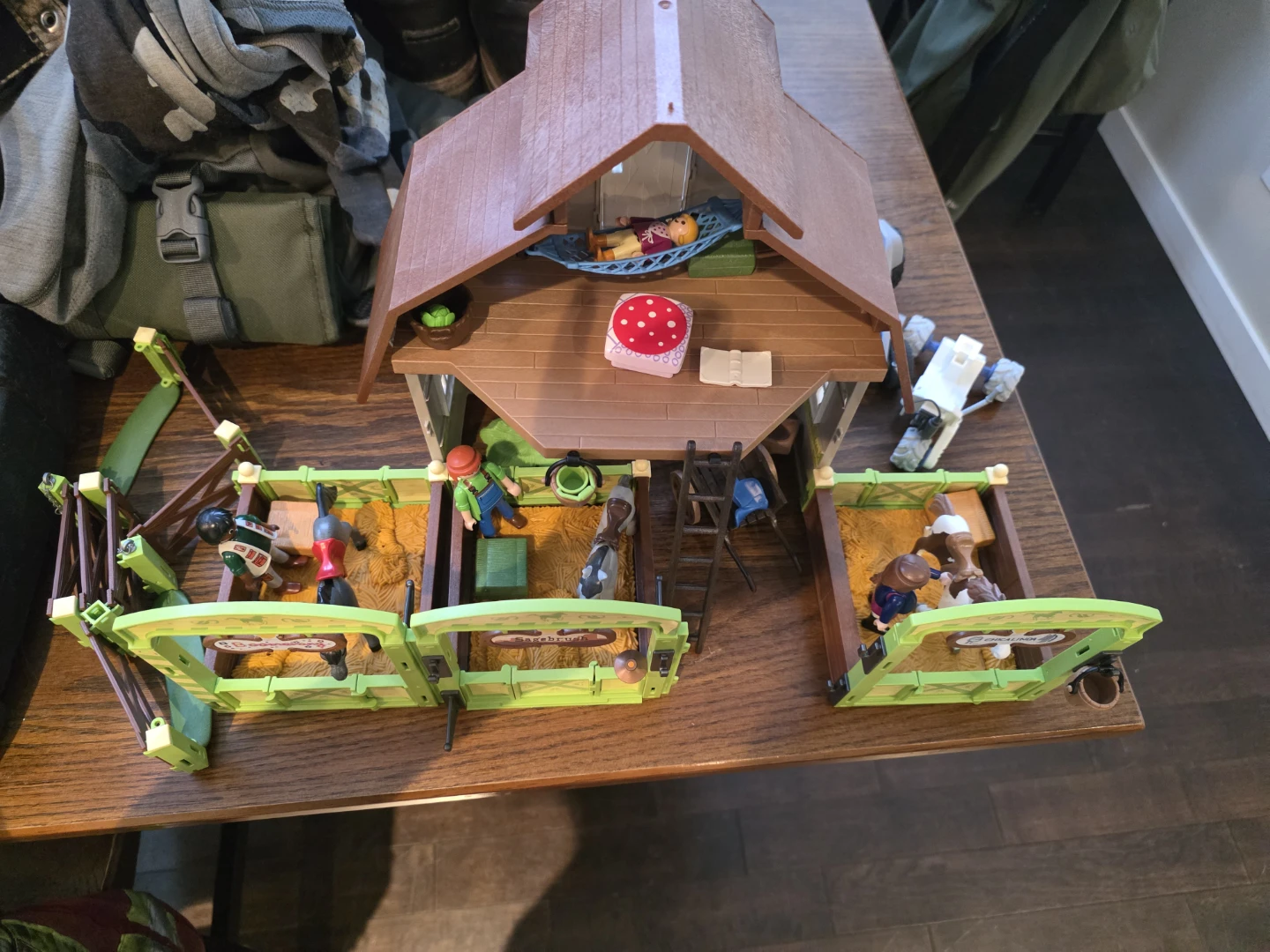 Playmobil Country Pony Farm