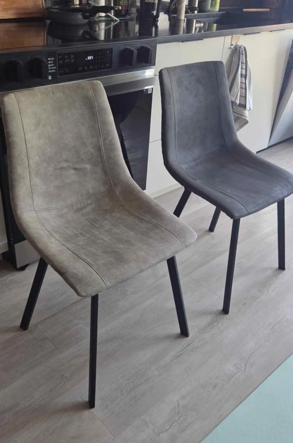 Stunning Modern Glass Dining Set - photo 4
