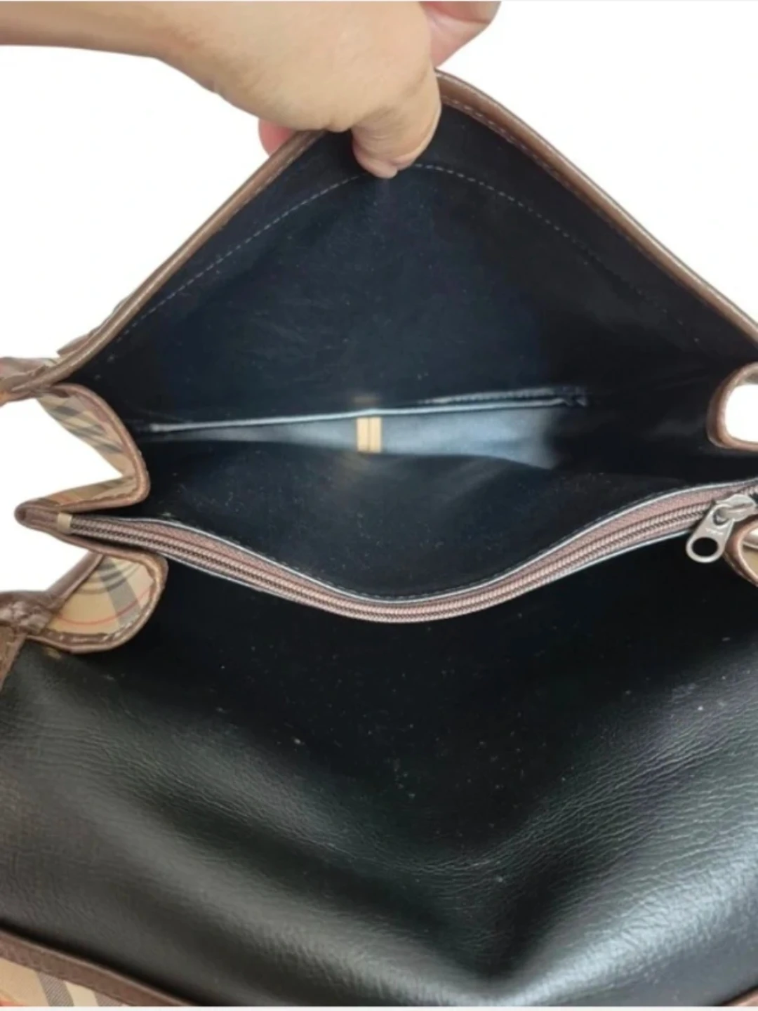 Vintage Burberrys Haymarket Check Pattern Shoulder Bag - photo 5