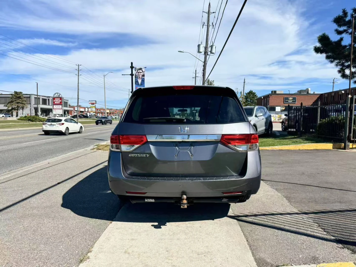 2016 Honda Odyssey 8 passenger - photo 4