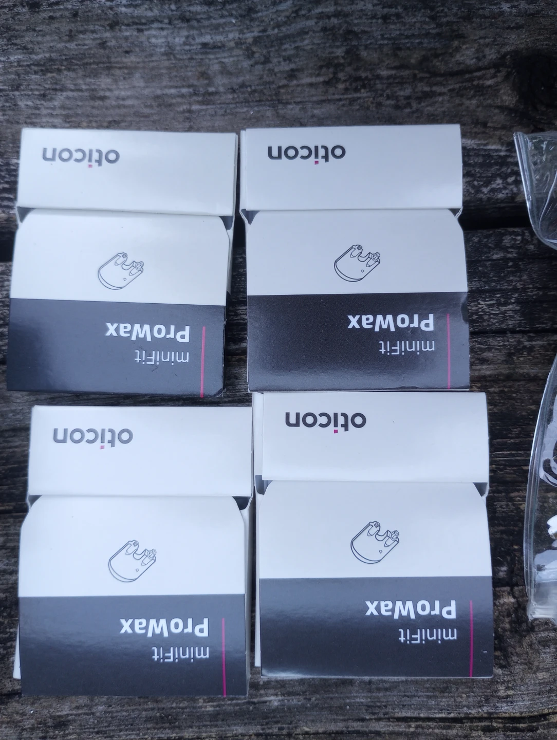 Unused Hearing Aid Accessories - photo 4