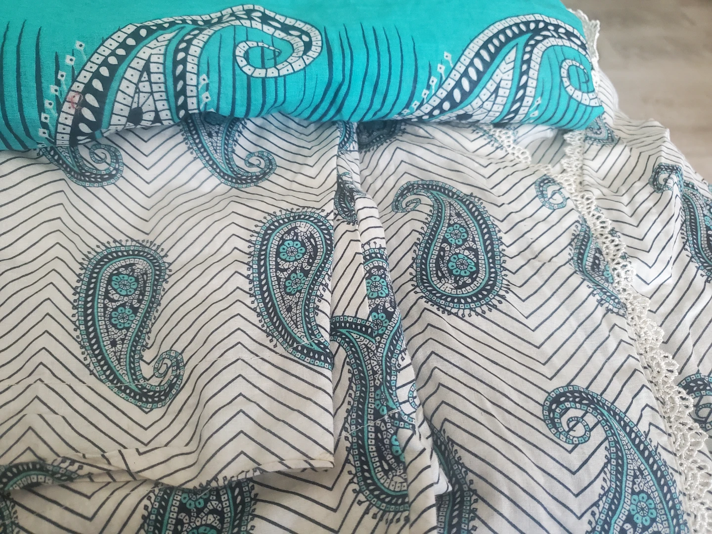 Paisley Print Salwar Kameez Suit bin saeed - photo 4