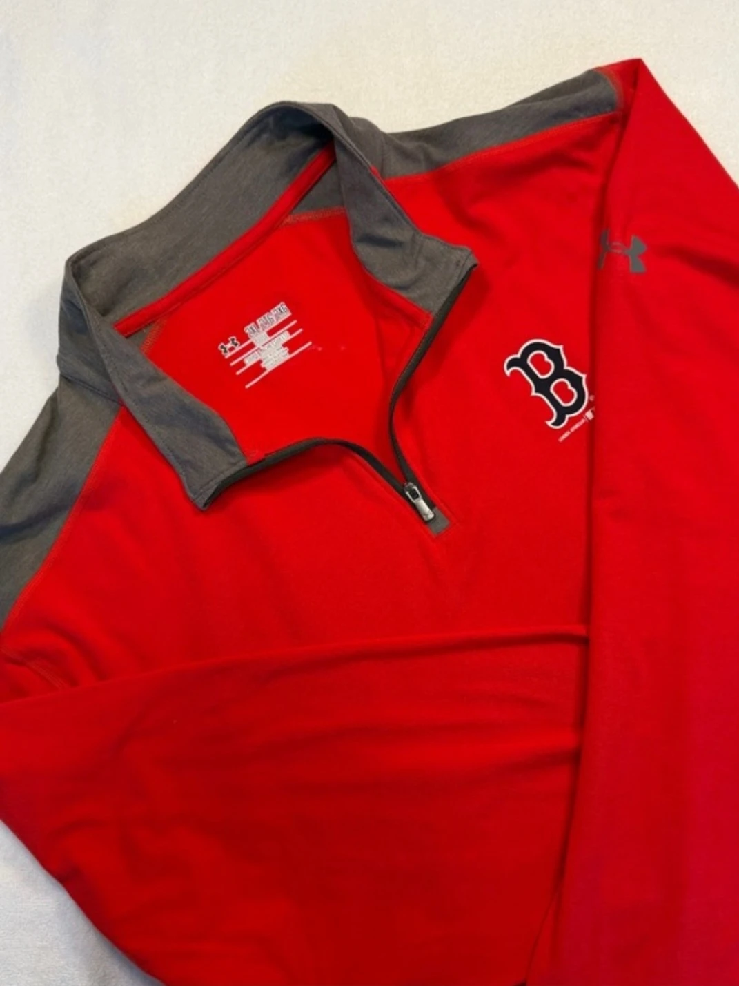 Under Armour Boston Red Sox 1/4 zip pullover XXL, 2XL. EUC.