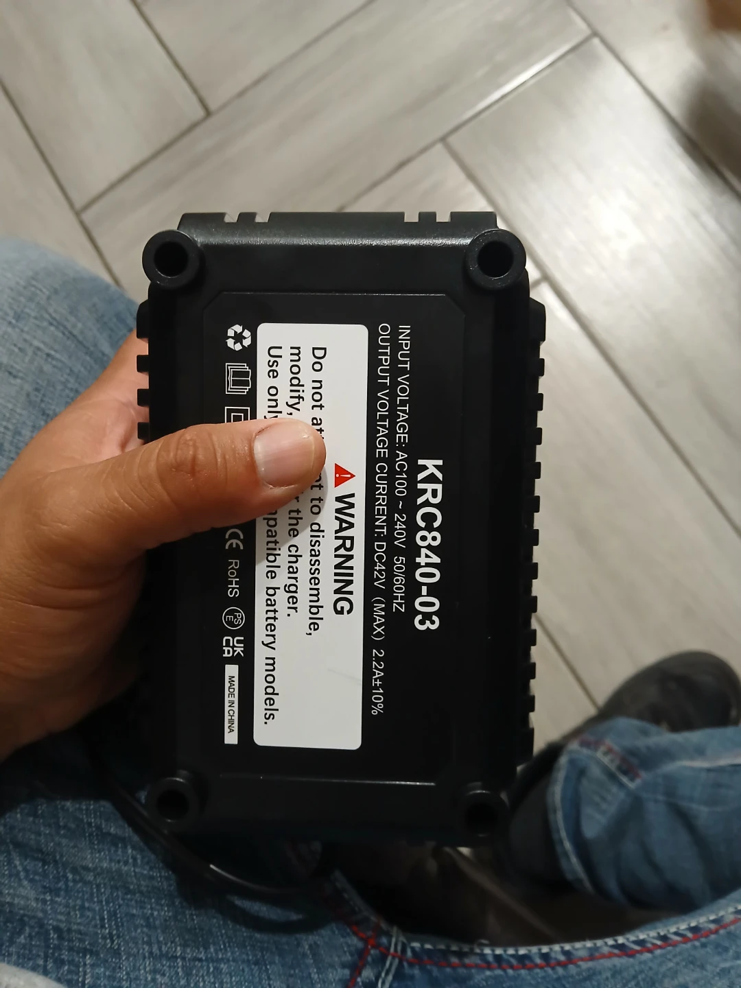40V Lithium-ion Battery Charger KRC840-03 - photo 4