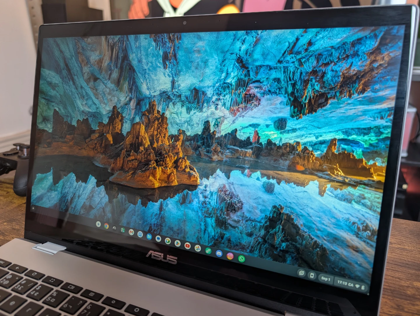 ASUS 15.6" touchscreen Chromebook CX1500fx Laptop - photo 4