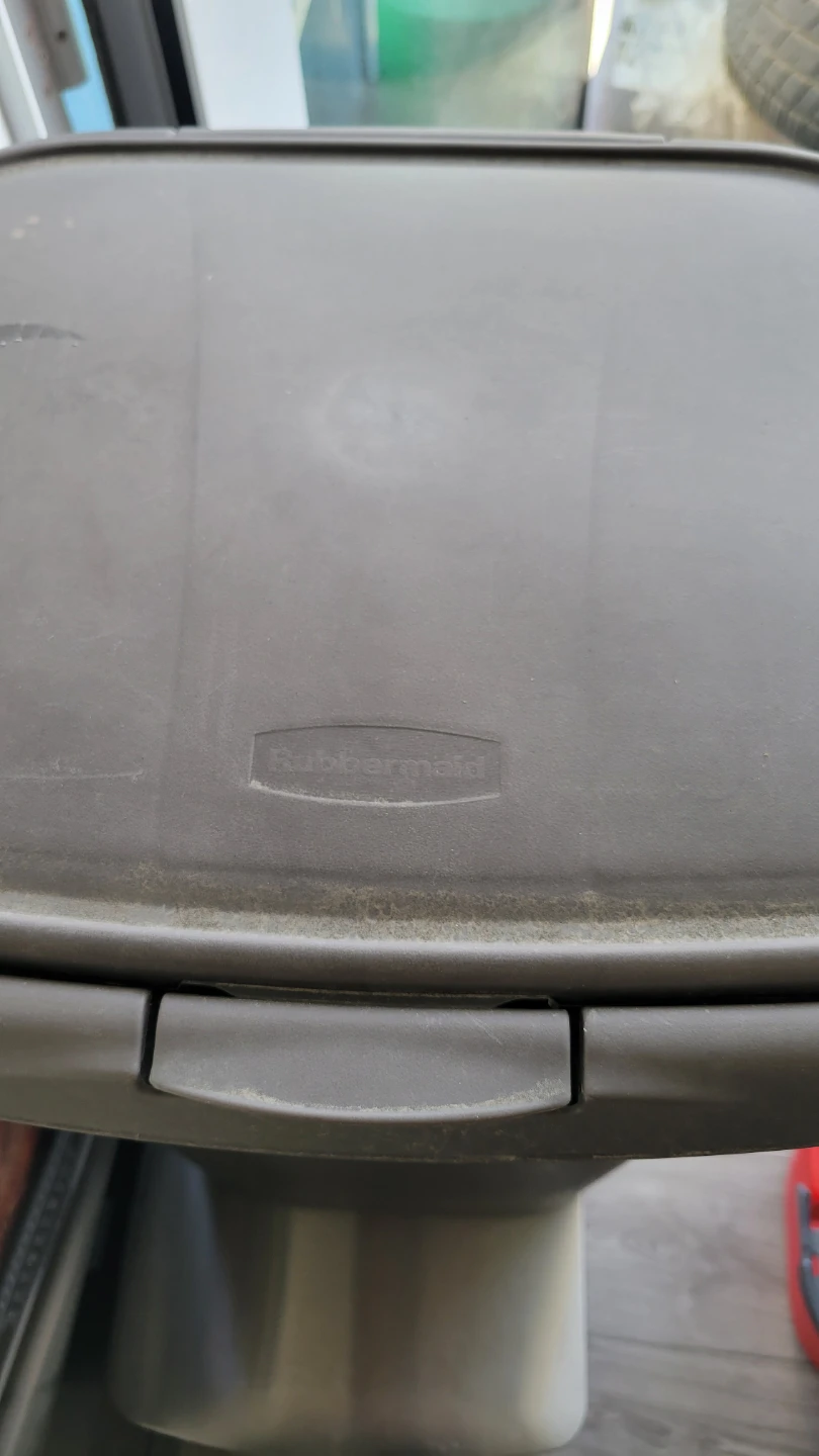 Garbage  Cans  various sizes - photo 5