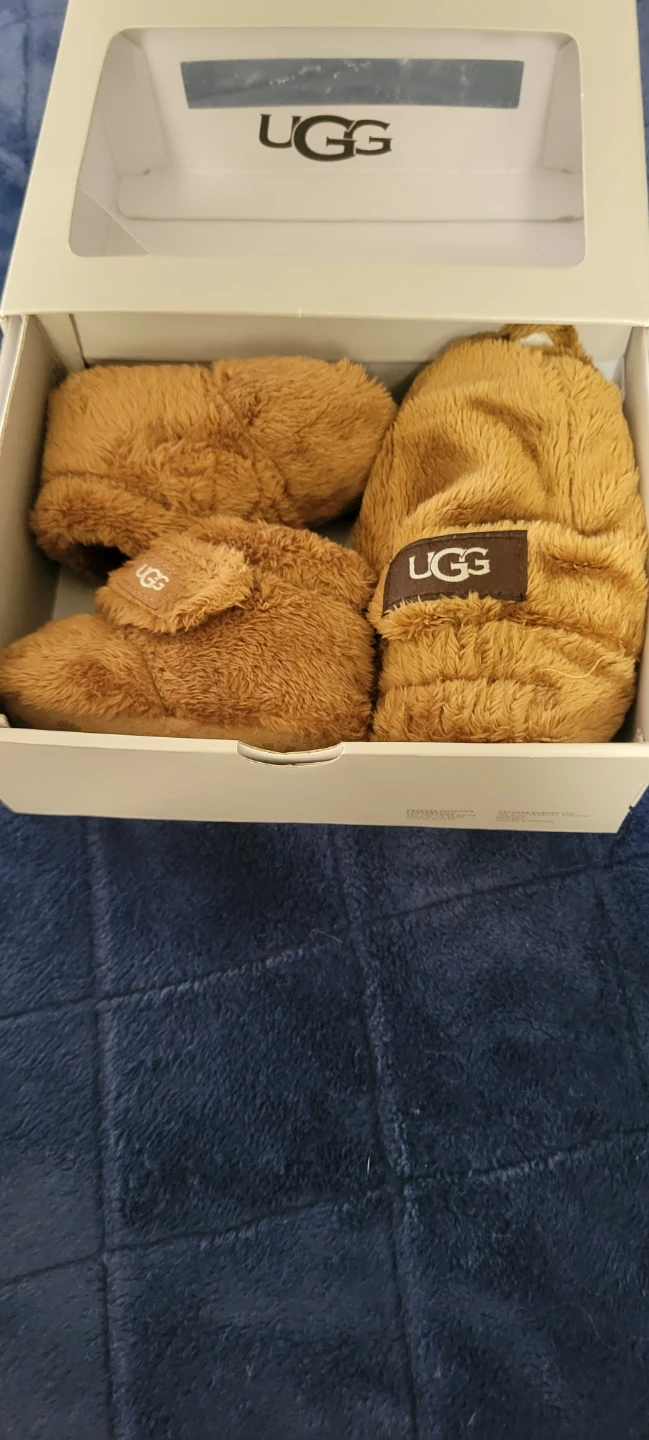 UGG Bixbee and Beanie Set new sz 0/1 - photo 2