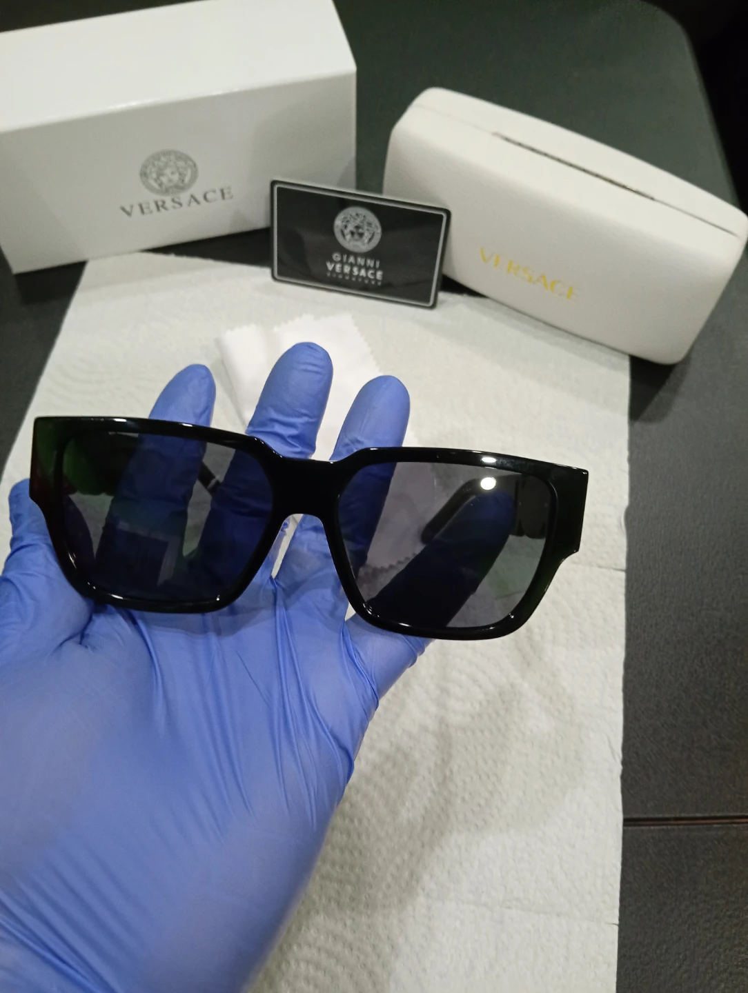 Versace Sunglasses unisex - photo 5