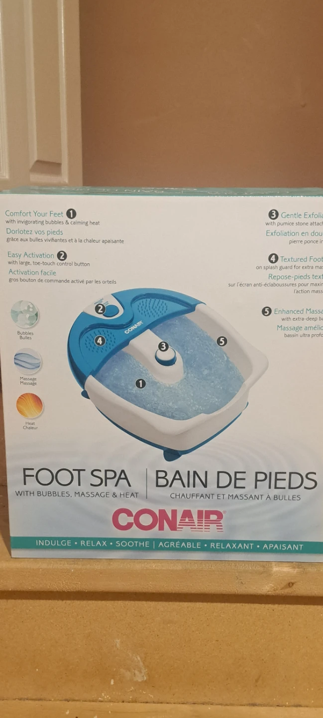 Conair Foot Spa with Bubbles, Massage and Heat - photo 2