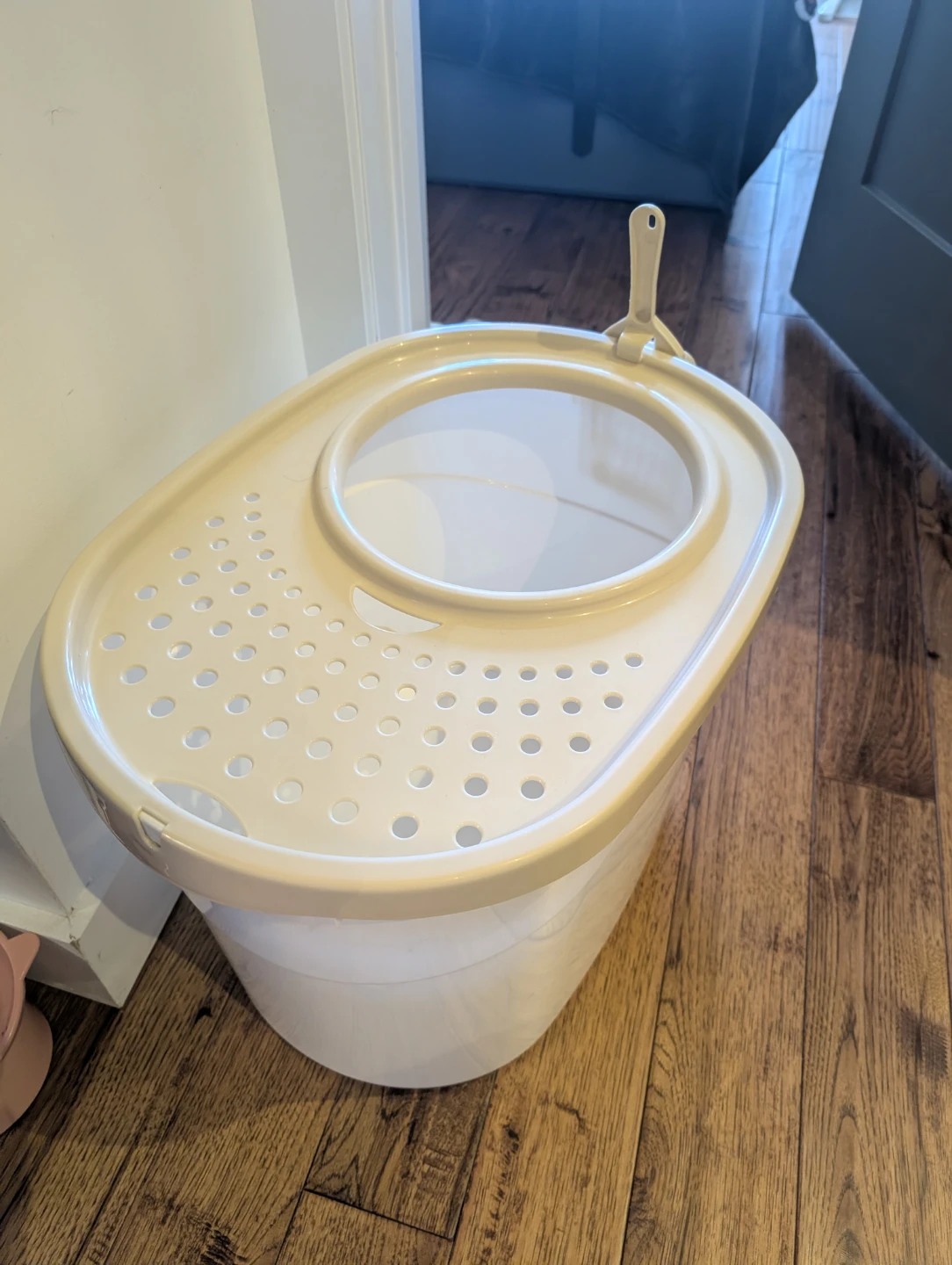 Top entry literbox