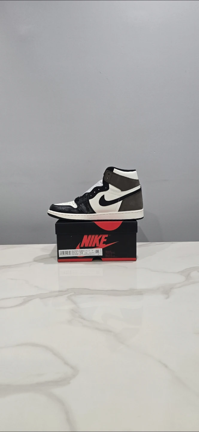 Air Jordan 1 Dark Mocha size 10 - photo 3
