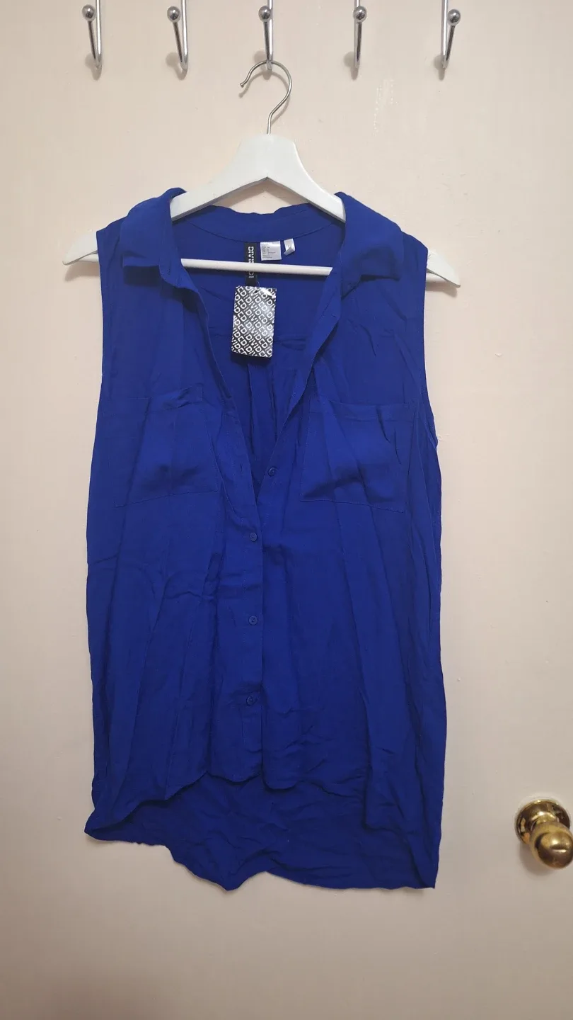 H&M Divided Royal Blue Sleeveless Button Up Shirt