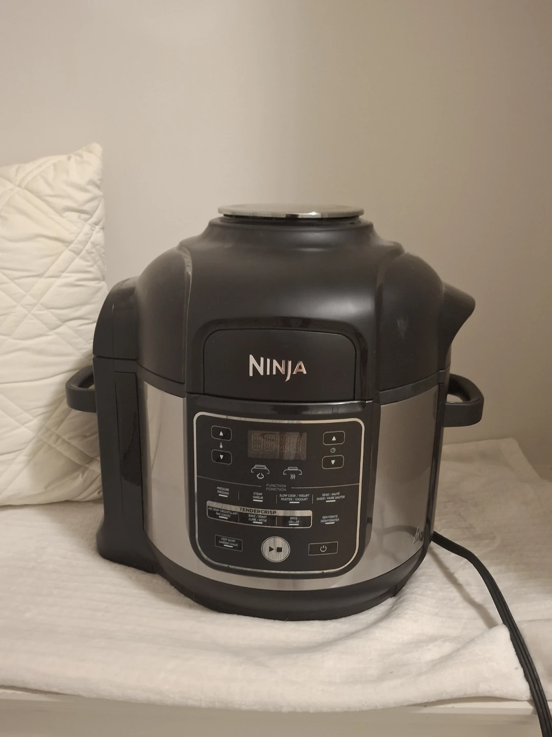 Ninja Foodi Pressure Cooker & Air Fryer