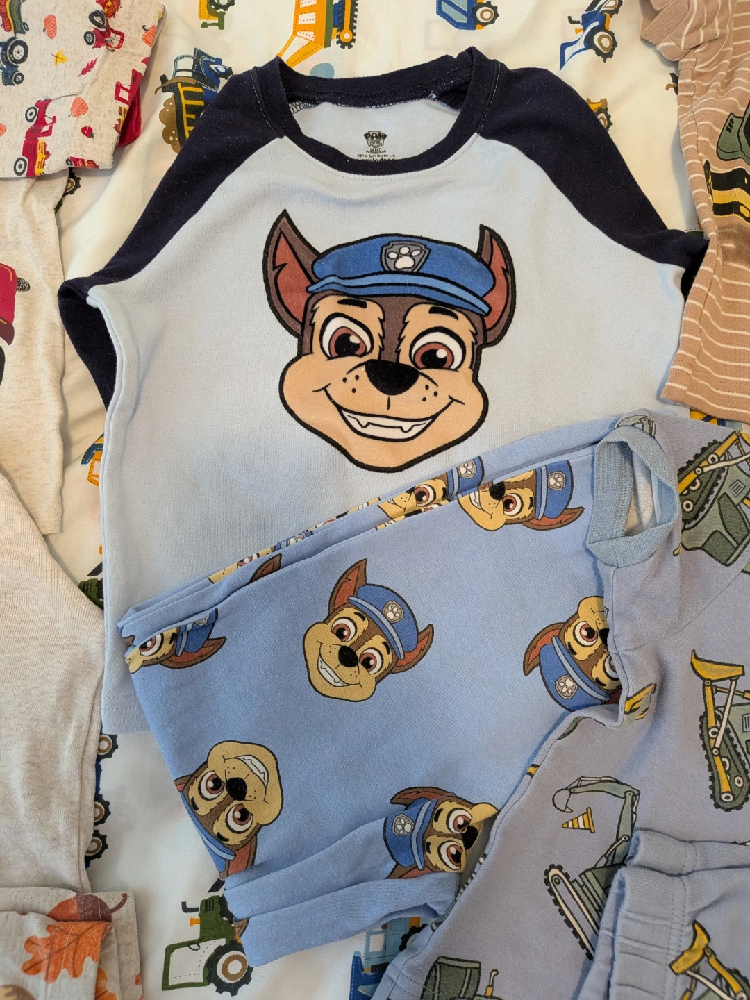 Assorted Kids Pyjama Sets - Size 4/5 - photo 3