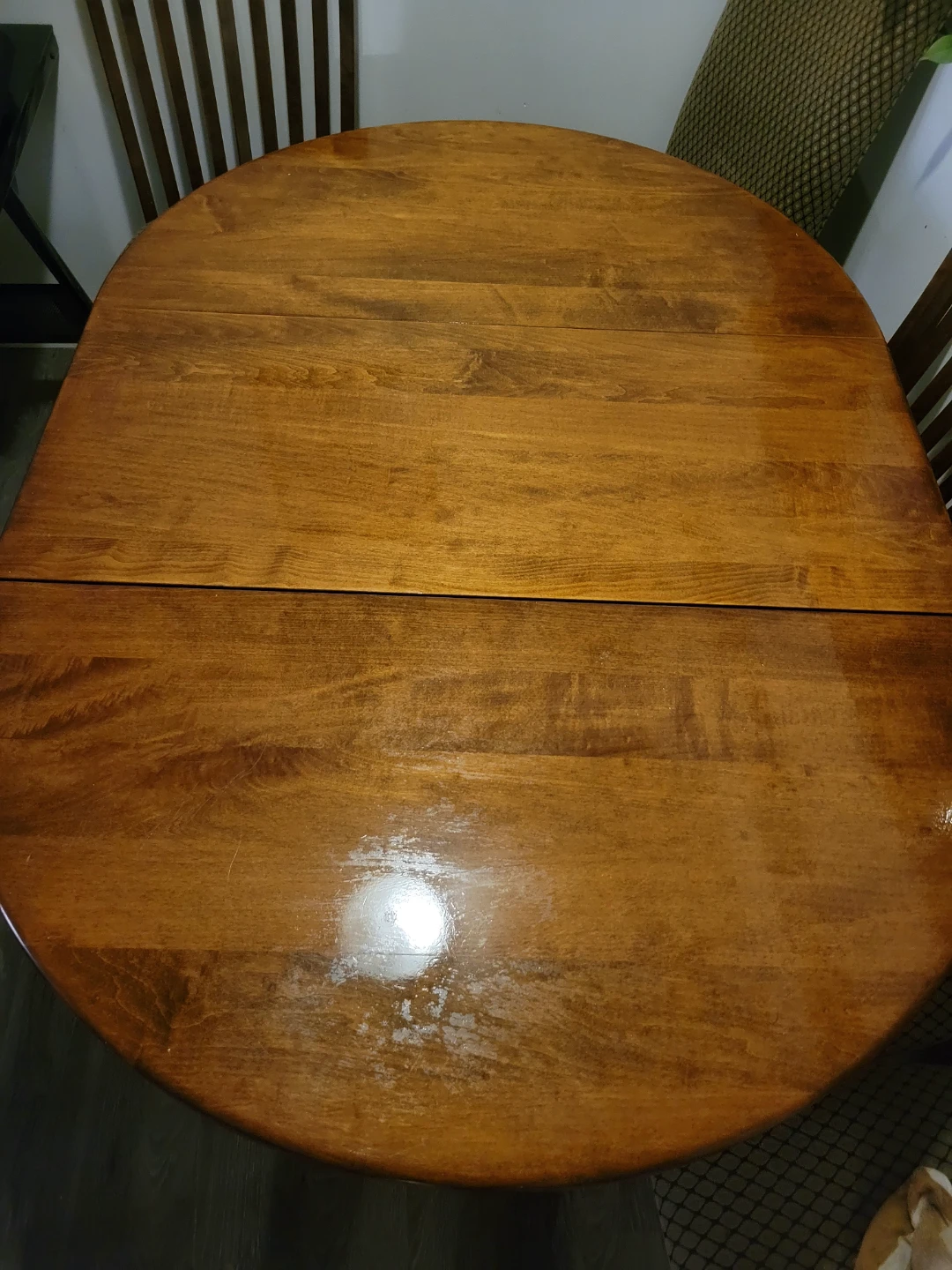 Dining table and chairs set