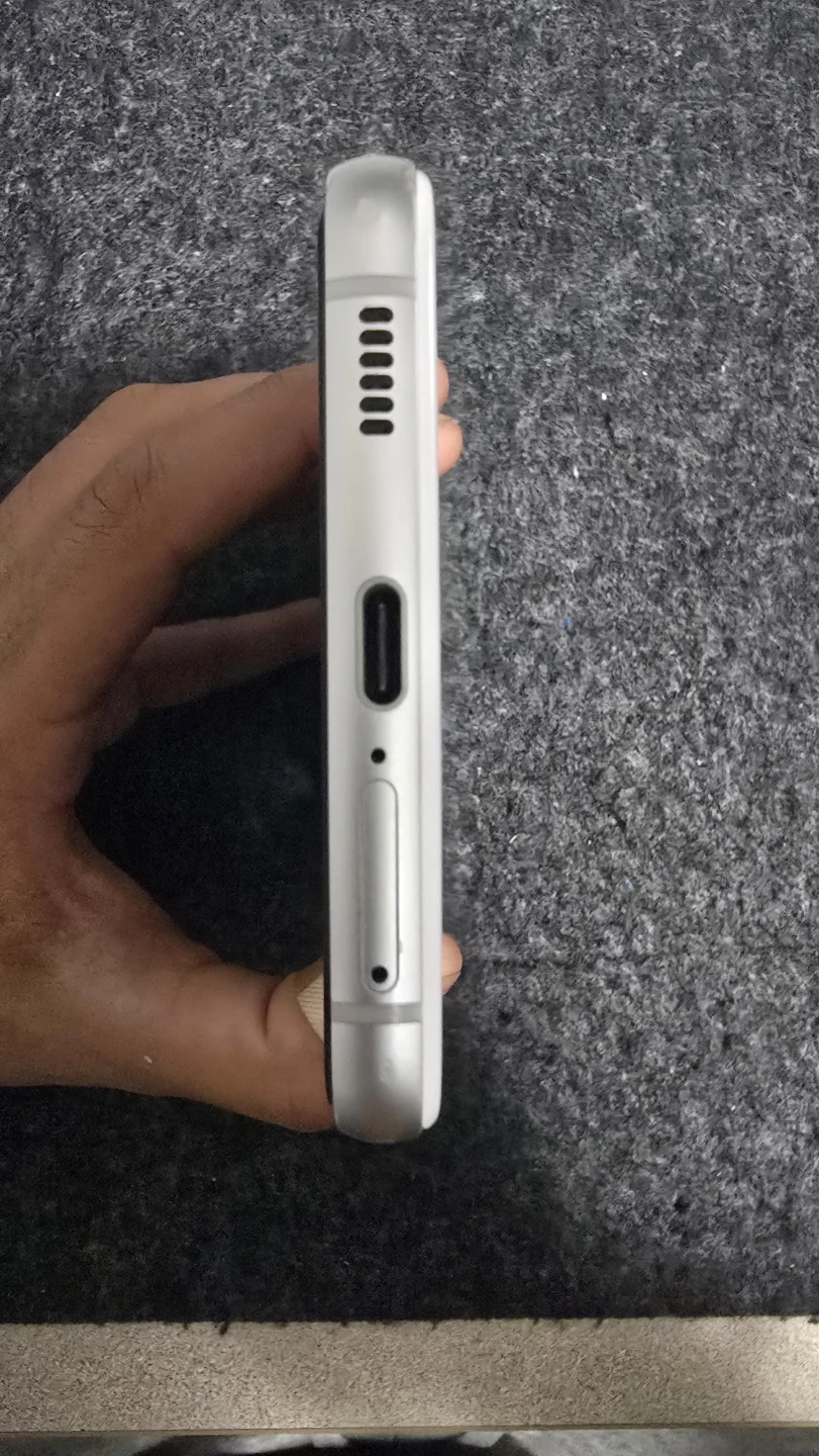 Samsung Galaxy S21 FE White - photo 5