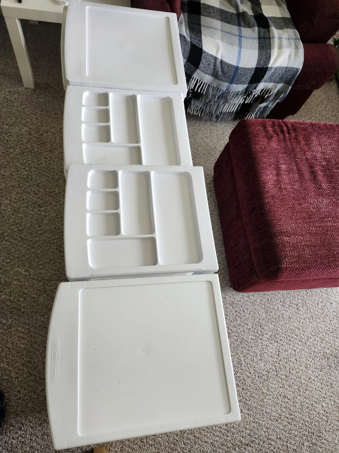 Storage bins - photo 3