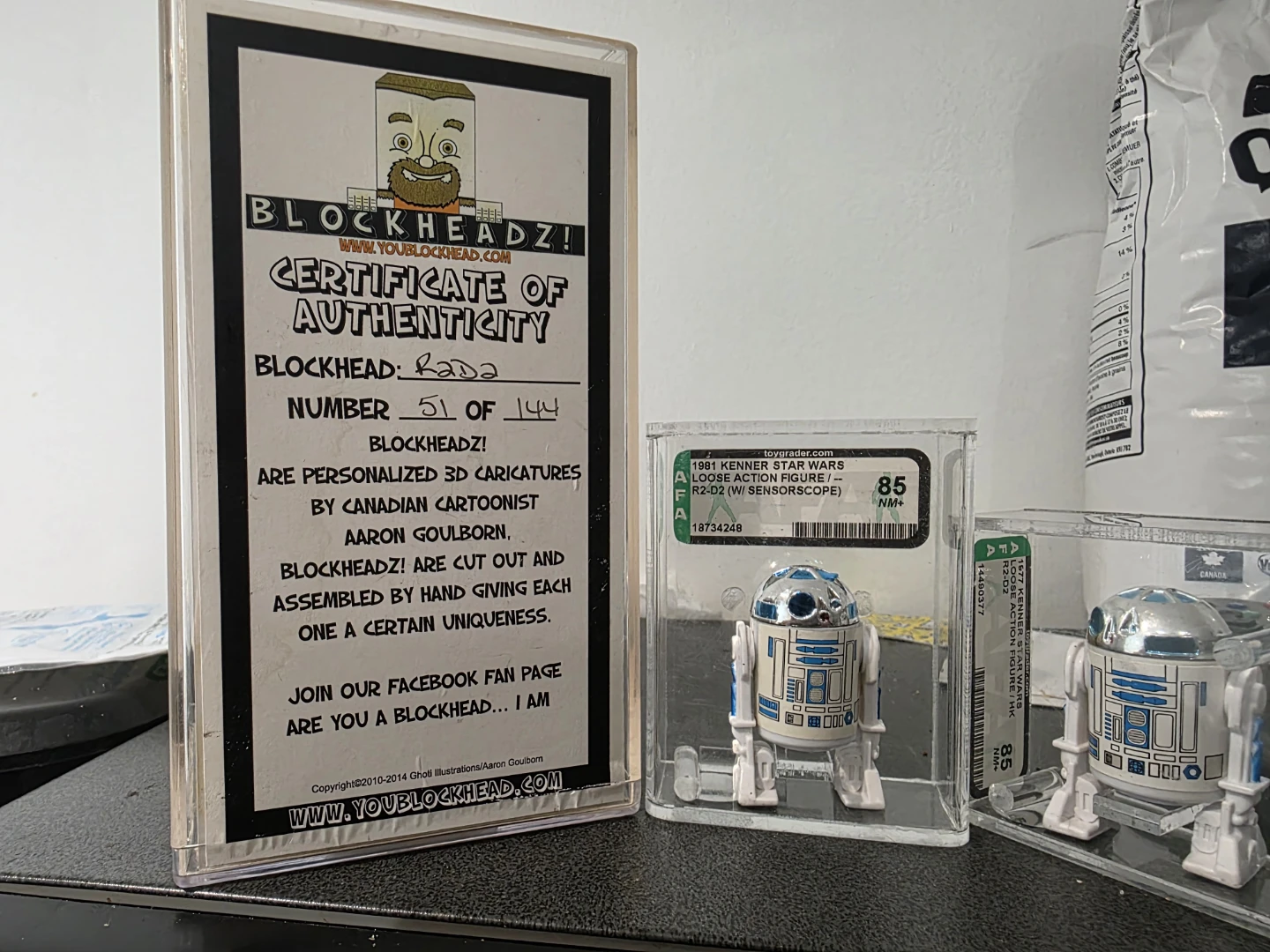 AFA Graded Kenner R2-D2 Star Wars Figures - photo 2