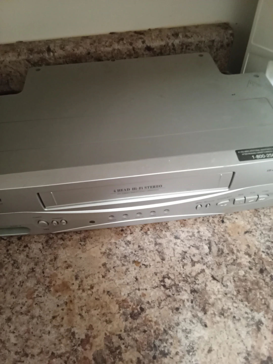 4 Head Hi-Fi Stereo VCR