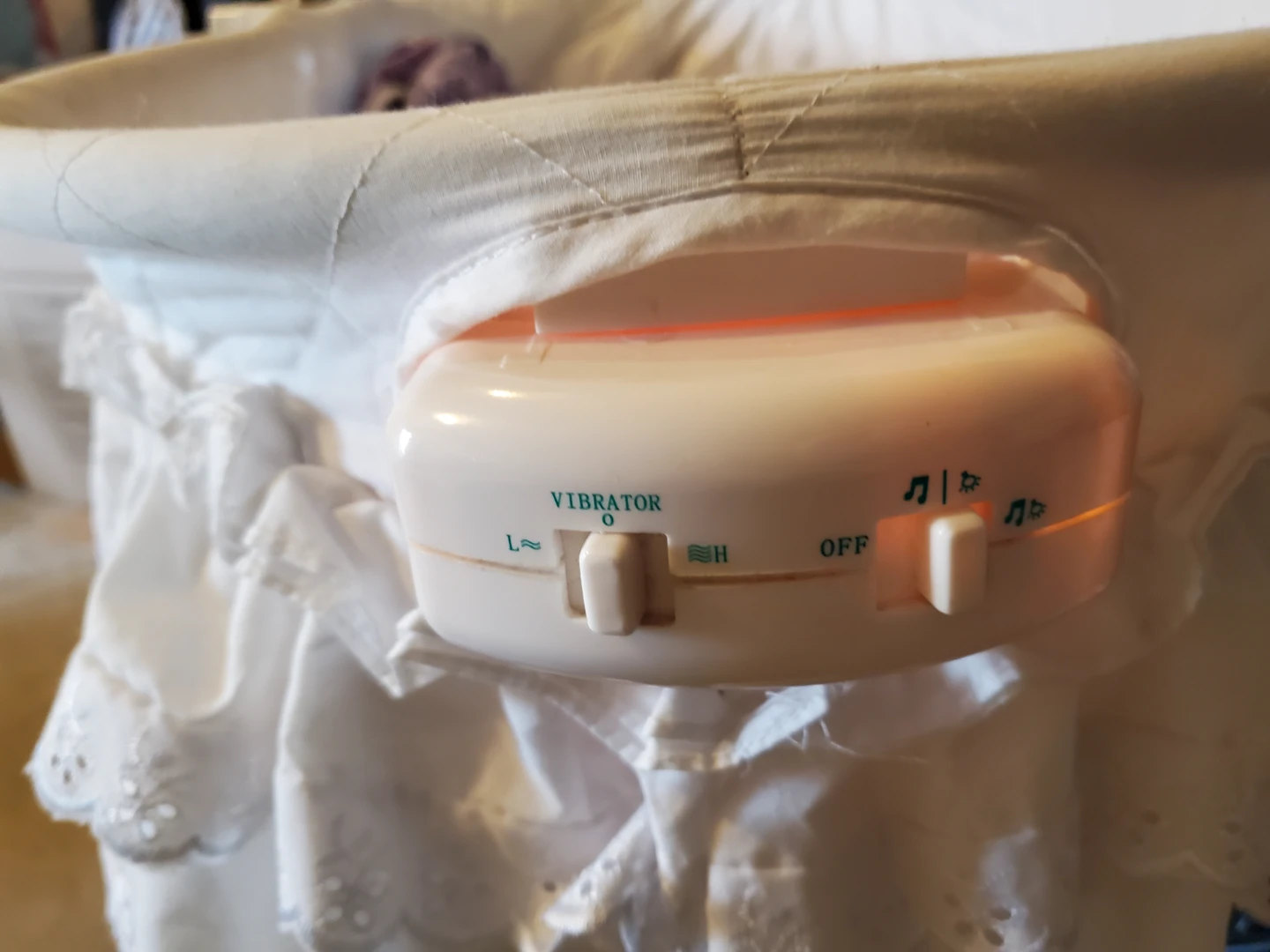 White Baby Bassinet - photo 3