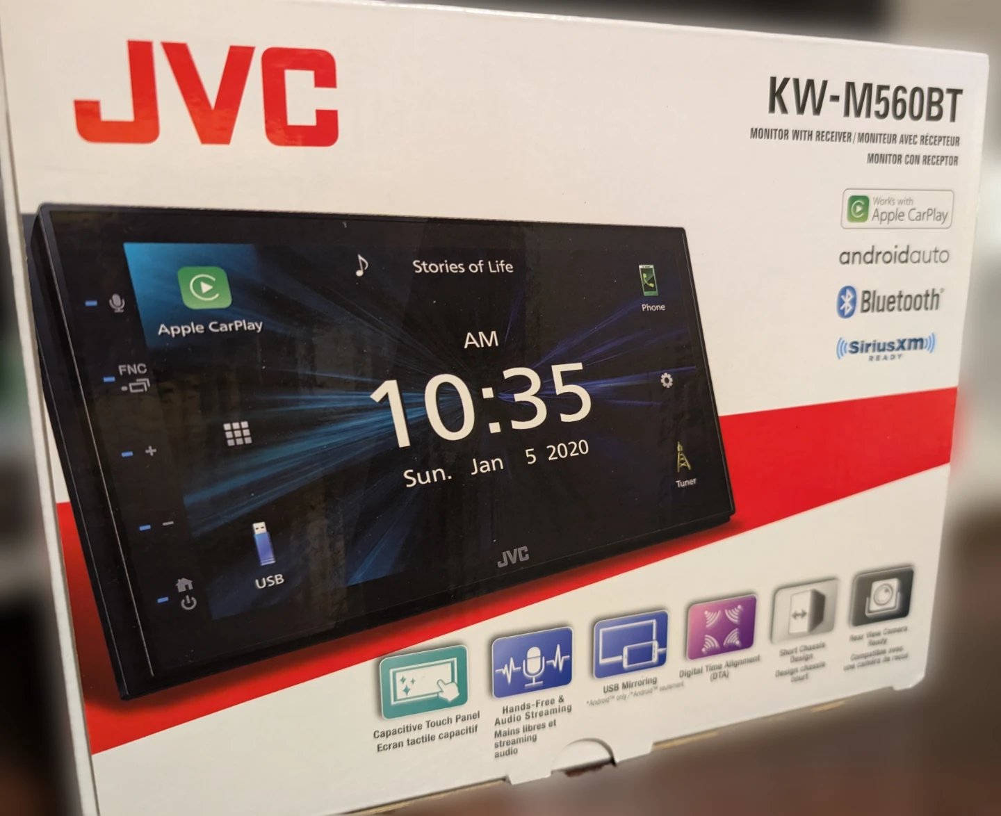 JVC  6.8" Digital Touchscreen Media Receiver (KWM560BT)