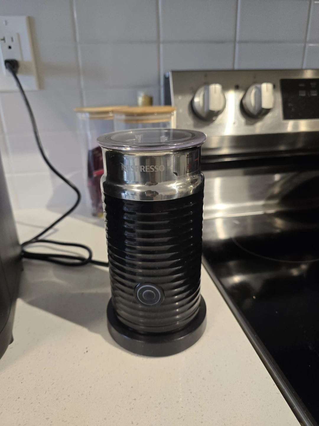 Nespresso Vertuo Coffee Machine - photo 3