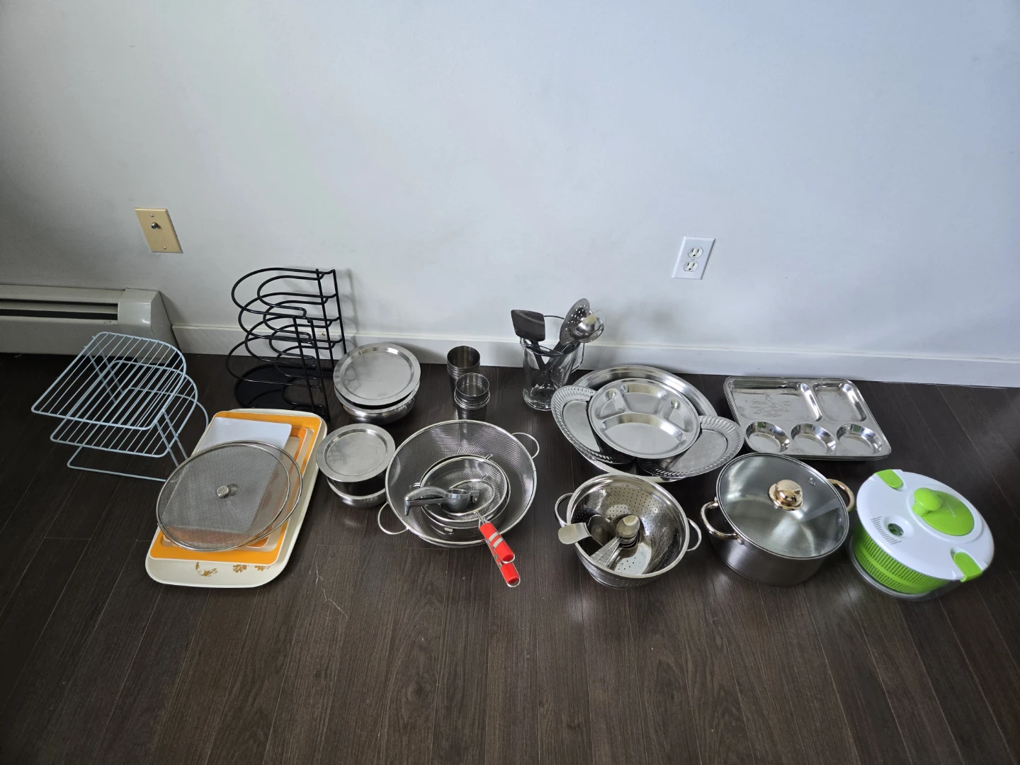 Kitchenware and Cookware Bundle