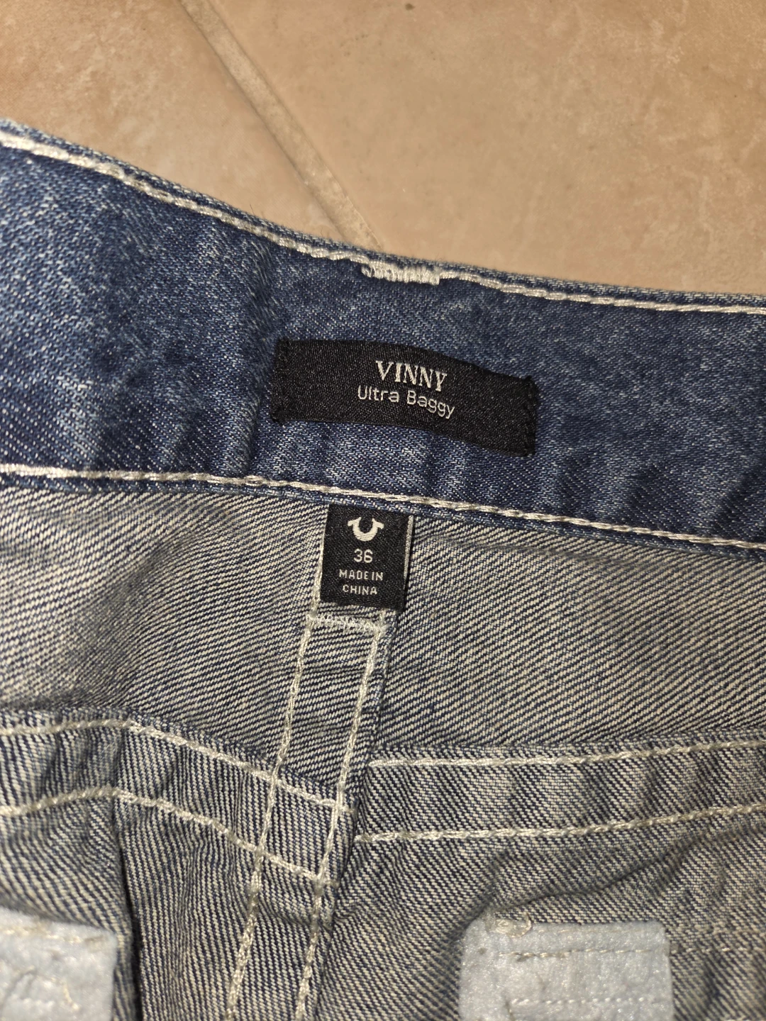 True Religion Vinny Ultra Baggy Jeans Size 36 - photo 3