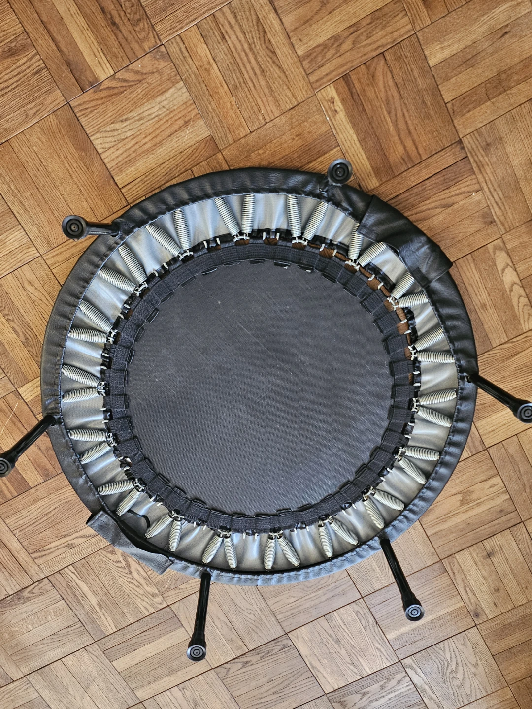 🏈 Mini Exercise Trampoline - photo 2