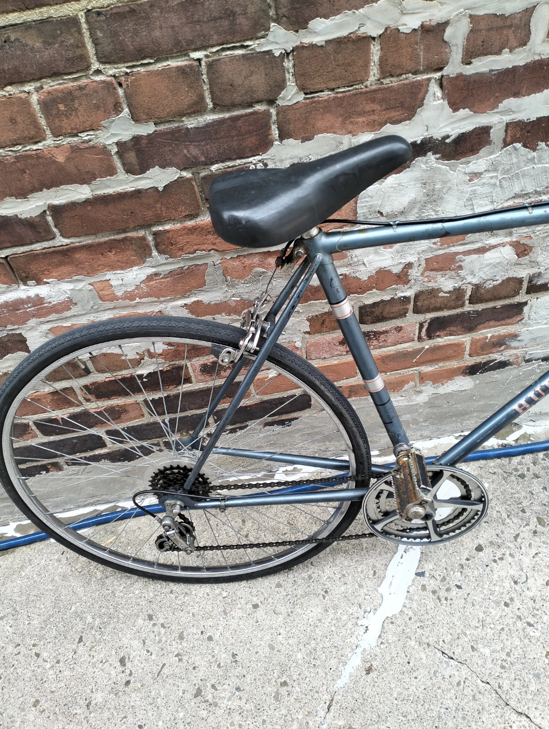 Hurricane Super Deluxe 2 Road Bike - photo 4
