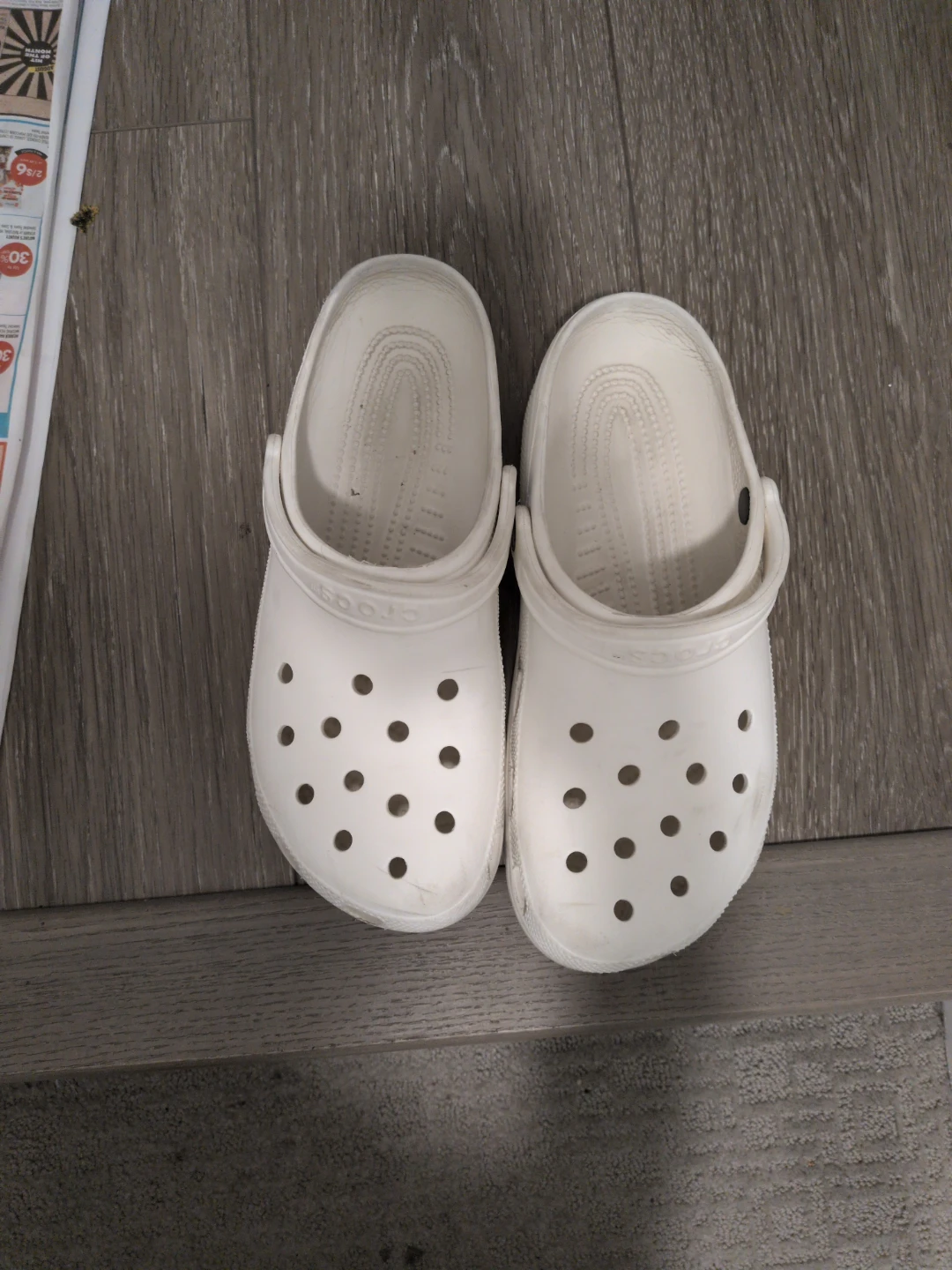 White Crocs Classic Clogs - photo 3